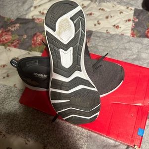 Women New Balance like new